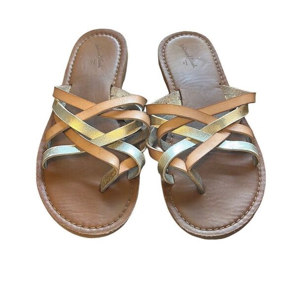 Universal thread sandals size 7‎ - Picture 1 of 5